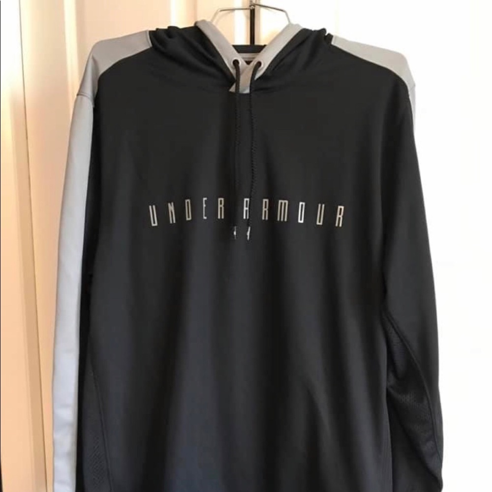 Men’s under armour black gray hoodie